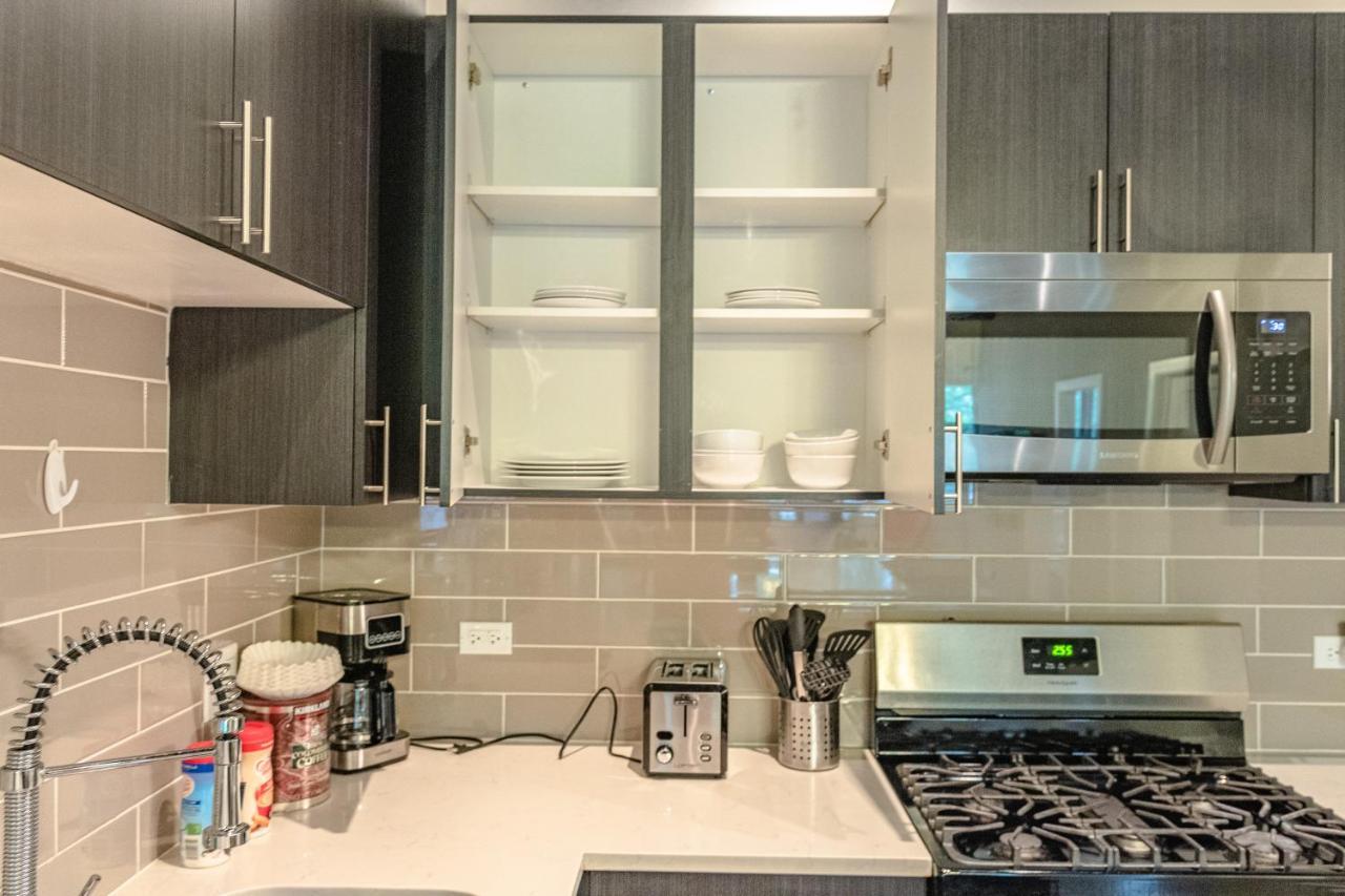Ideal 3Br Business Or Leisure Rental In Chicago Fully Stocked Kitchen & Fast Internet With Optional Parking Near Soldier Field, Grant Park & Mccormick Place Чикаго Екстериор снимка
